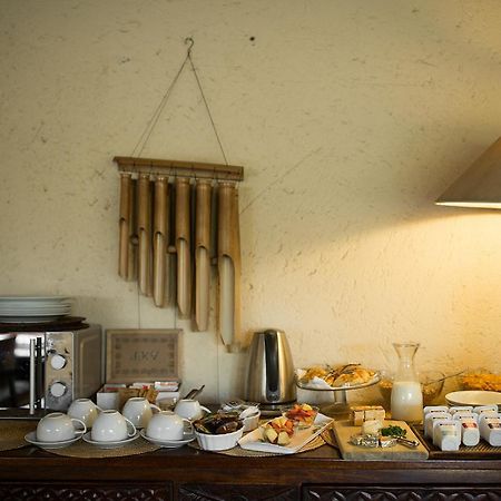 50 On Shepherd Boutique Guest House Сандтон Екстер'єр фото